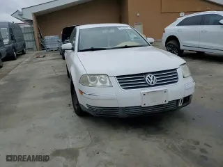 2002 Volkswagen Passat GLS with VIN WVWPD63B02P367932, listed as a Copart auction lot 72458204 with 252,329 mi miles and Salvage Title. Bid and sale history available at carsss.com. Image 11.
