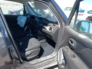 2021 Jeep Renegade Latitude with VIN ZACNJDBB8MPM28565, listed as a IAAI auction lot 41826922 with 81,949 mi miles and . Bid and sale history available at DreamBid. Image 5.