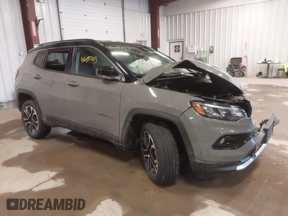 2022 Jeep Compass High Altitude with VIN 3C4NJDCB3NT144370, listed as a IAAI auction lot 41608243 with 20,610 mi miles and . Bid and sale history available at DreamBid. Image 1.