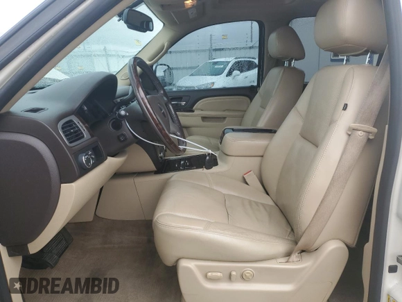 2010 GMC Yukon XL Denali with VIN 1GKUKMEF9AR153123, listed as a Copart auction lot 48748525 with 171,519 mi miles and Salvage Title. Bid and sale history available at carsss.com. Image 7.