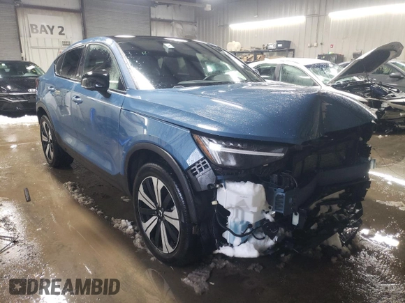 2023 Volvo C40 Plus с VIN YV4ED3GLXP2065364, выставлен на аукционе Copart как лот 38212714 с пробегом 6 017 миль миль и . История ставок и продаж доступна на DreamBid. Изображение 4.