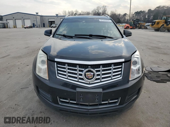 2015 Cadillac SRX Luxury Collection with VIN 3GYFNEE38FS623373, listed as a Copart auction lot 47342635 with 147,423 mi miles and Salvage Title. Bid and sale history available at DreamBid. Image 5.