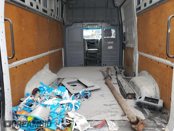 2018 Nissan NV Cargo SV z VIN 1N6AF0LY5JN805076, wystawiony jako Copart lot #56112895 z przebiegiem 229 785 mil mil oraz Tytuł czysty. Historia ofert i sprzedaży dostępna na DreamBid. Obrazek 10.