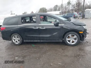 2019 Honda Odyssey EX-L with VIN 5FNRL6H76KB116195, listed as a IAAI auction lot 41078250 with 106,922 mi miles. Bid and sale history available at carsss.com. Image 13.