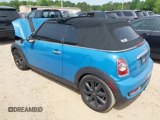 2013 MINI Convertible S with VIN WMWZP3C53DT705016, listed as a IAAI auction lot 42155802 with Not provided miles and . Bid and sale history available at DreamBid. Image 3.