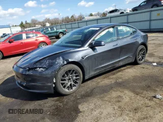 2024 Tesla Model 3 z VIN 5YJ3E1EA6RF731388, wystawiony jako Copart lot #50334065 z przebiegiem 8 305 mil mil oraz Szkoda całkowita • Salvage title. Historia ofert i sprzedaży dostępna na DreamBid. Obrazek 1.