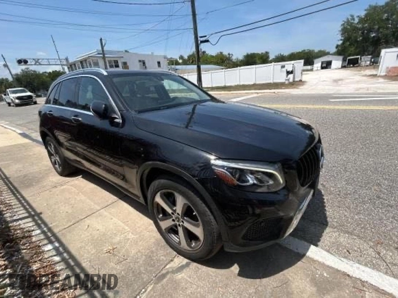 2019 Mercedes-Benz GLC 300 with VIN WDC0G4JBXKV139183, listed as a Copart auction lot 62081645 with 55,145 mi miles and Salvage title. Bid and sale history available at DreamBid. Image 1.