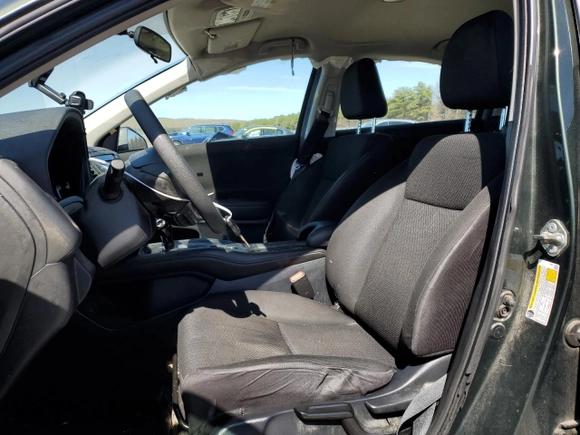 2018 Honda HR-V LX with VIN 3CZRU6H38JG715399, listed as a Copart auction lot 54765465 with 122,297 mi miles and Non Repairable. Bid and sale history available at carsss.com. Image 7.