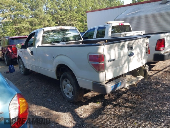 2009 Ford F-150 XL z VIN 1FTRF12W09KB15972, wystawiony jako IAAI lot #42618849 z przebiegiem 146 000 mil mil oraz . Historia ofert i sprzedaży dostępna na DreamBid. Obrazek 3.
