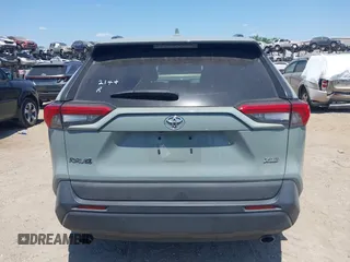 2020 Toyota RAV4 XLE with VIN 2T3W1RFV0LW069849, listed as a IAAI auction lot 42138074 with 112,062 mi miles and . Bid and sale history available at DreamBid. Image 16.