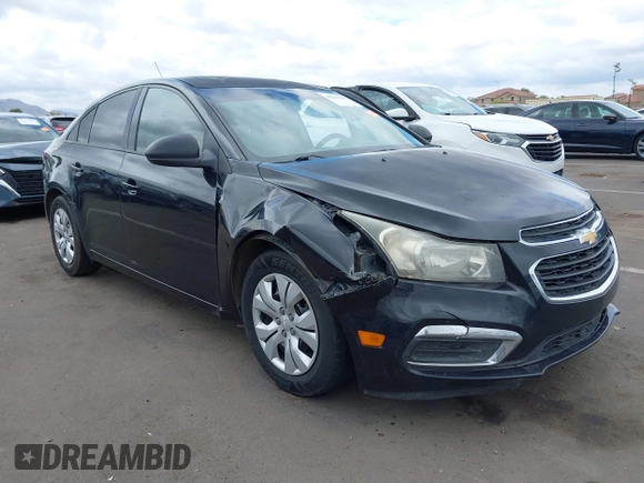 2015 Chevrolet Cruze LS z VIN 1G1PA5SH4F7155493, wystawiony jako IAAI lot #42202780 z przebiegiem 179 528 mil mil oraz . Historia ofert i sprzedaży dostępna na DreamBid. Obrazek 6.
