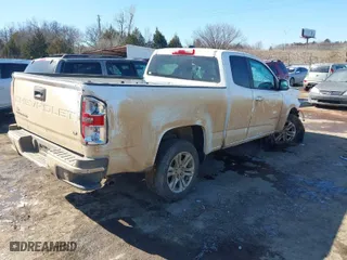 2021 Chevrolet Colorado 2WD LT with VIN 1GCHSCEA0M1280387, listed as a IAAI auction lot 41572295 with 63,710 mi miles. Bid and sale history available at carsss.com. Image 4.