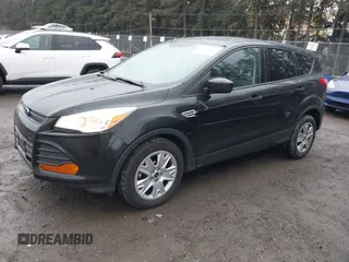 2014 Ford Escape S with VIN 1FMCU0F77EUB50320, listed as a IAAI auction lot 40744542 with 143,443 mi miles. Bid and sale history available at carsss.com. Image 2.