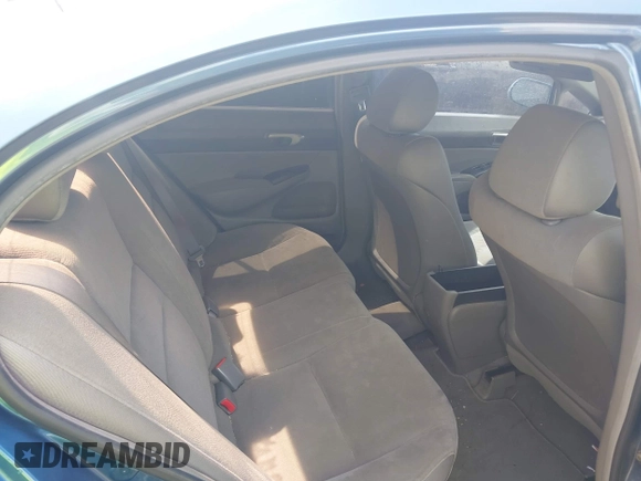 2008 Honda Civic LX z VIN 1HGFA16508L087622, wystawiony jako IAAI lot #41675090 z przebiegiem 123 656 mil mil oraz . Historia ofert i sprzedaży dostępna na DreamBid. Obrazek 8.