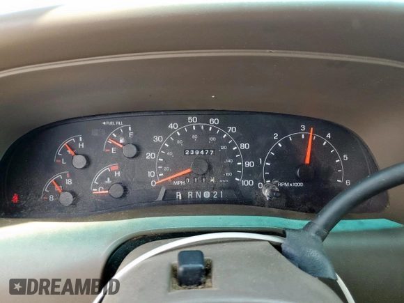 2000 Ford Excursion Limited z VIN 1FMNU42L0YED60100, wystawiony jako Copart lot #58760345 z przebiegiem 239 477 mil mil oraz Szkoda całkowita • Salvage title. Historia ofert i sprzedaży dostępna na DreamBid. Obrazek 9.