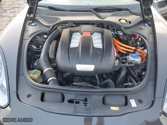 2014 Porsche Panamera S E-Hybrid with VIN WP0AD2A77EL044731, listed as a Copart auction lot 82918834 with 41,296 mi miles and Salvage Title. Bid and sale history available at carsss.com. Image 11.