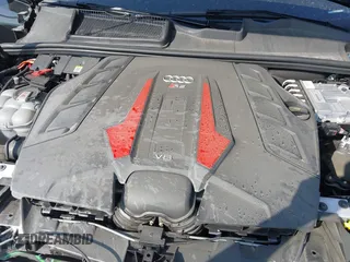 2024 Audi RS Q8 z VIN WU1ARBF15RD005841, wystawiony jako IAAI lot #42187837 z przebiegiem 8 379 mil mil oraz . Historia ofert i sprzedaży dostępna na DreamBid. Obrazek 10.
