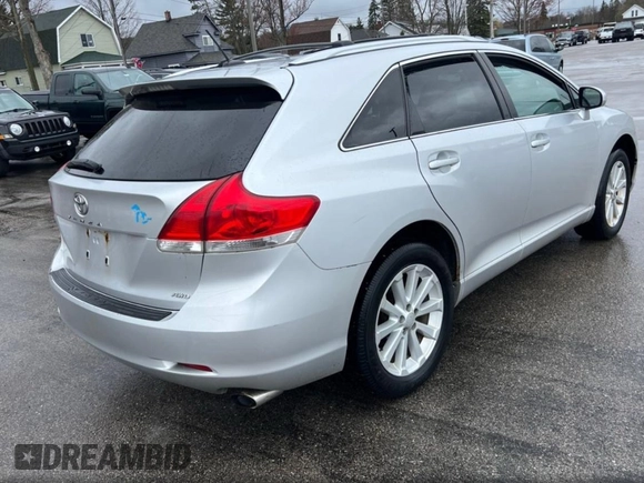 2010 Toyota Venza with VIN 4T3BA3BB4AU010887, listed as a Copart auction lot 54277325 with 300,278 mi miles and Clean Title. Bid and sale history available at DreamBid. Image 4.