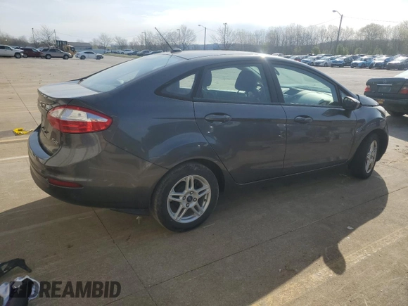 2019 Ford Fiesta SE z VIN 3FADP4BJ5KM146863, wystawiony jako Copart lot #52404965 z przebiegiem 61 286 mil mil oraz Szkoda całkowita • Salvage title. Historia ofert i sprzedaży dostępna na DreamBid. Obrazek 3.