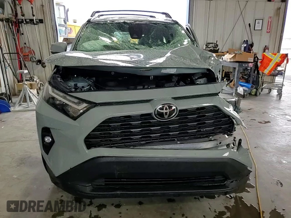 2022 Toyota RAV4 XLE Premium с VIN 2T3A1RFV6NW301836, выставлен на аукционе Copart как лот 58658235 с пробегом 41 495 миль миль и Списание • Salvage title. История ставок и продаж доступна на DreamBid. Изображение 14.