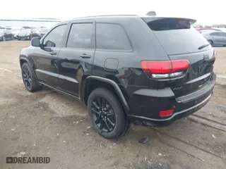 2018 Jeep Grand Cherokee Laredo E with VIN 1C4RJFAG3JC305365, listed as a IAAI auction lot 41538753 with 168,609 mi miles. Bid and sale history available at carsss.com. Image 3.