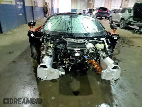 2018 McLaren 720S z VIN SBM14DCA1JW000230, wystawiony jako Copart lot #44311435 z przebiegiem Nie podano mil oraz Tytuł czysty. Historia ofert i sprzedaży dostępna na DreamBid. Obrazek 14.