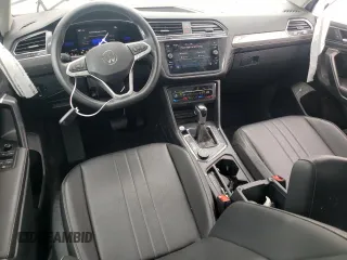 2023 Volkswagen Tiguan SE с VIN 3VVMB7AX7PM008282, выставлен на аукционе Copart как лот 55639525 с пробегом 32 490 миль миль и Списание • Salvage title. История ставок и продаж доступна на DreamBid. Изображение 8.