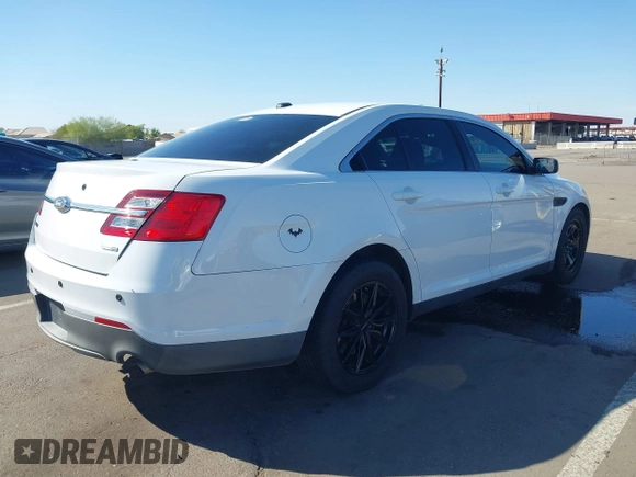 2013 Ford Police Interceptor z VIN 1FAHP2M82DG132383, wystawiony jako IAAI lot #41851540 z przebiegiem 172 639 mil mil oraz . Historia ofert i sprzedaży dostępna na DreamBid. Obrazek 4.