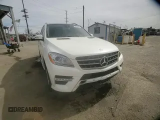 2013 Mercedes-Benz M 550 with VIN 4JGDA7DB5DA236934, listed as a Copart auction lot 46062985 with 98,768 mi miles and Salvage title. Bid and sale history available at DreamBid. Image 12.