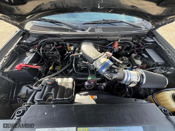 2004 Ford F-150 Heritage Lightning with VIN 2FTRF07324CA40987, listed as a Copart auction lot 88455875 with 1 mi miles and Salvage Title. Bid and sale history available at carsss.com. Image 7.
