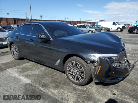 2020 BMW 5 Series 530i z VIN WBAJR3C0XLCE59997, wystawiony jako Copart lot #51541955 z przebiegiem Nie podano mil oraz Szkoda całkowita • Salvage title. Historia ofert i sprzedaży dostępna na DreamBid. Obrazek 4.