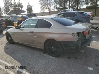 2011 BMW 3 Series 328i z VIN WBAKE5C52BE573743, wystawiony jako Copart lot #42547735 z przebiegiem 167 022 mil mil oraz Szkoda całkowita • Salvage title. Historia ofert i sprzedaży dostępna na DreamBid. Obrazek 2.