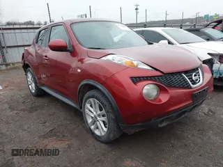 2013 Nissan Juke S with VIN JN8AF5MR8DT204854, listed as a IAAI auction lot 41146087 with 165,829 mi miles. Bid and sale history available at carsss.com. Image 1.