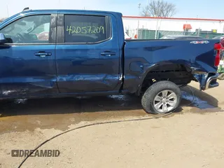 2020 Chevrolet Silverado 1500 LT with VIN 3GCUYDED3LG339171, listed as a IAAI auction lot 42057209 with 127,093 mi miles and . Bid and sale history available at DreamBid. Image 6.