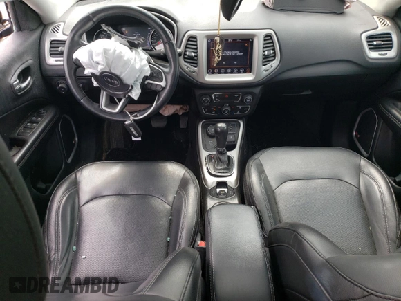 2019 Jeep Compass Limited z VIN 3C4NJDCB1KT760418, wystawiony jako Copart lot #60749295 z przebiegiem 147 863 mil mil oraz Szkoda całkowita • Salvage title. Historia ofert i sprzedaży dostępna na DreamBid. Obrazek 8.
