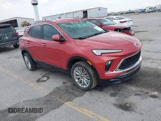 2024 Buick Encore GX Sport Touring с VIN KL4AMESL1RB172711, выставлен на аукционе IAAI как лот 42437300 с пробегом 21 710 миль миль и . История ставок и продаж доступна на DreamBid. Изображение 1.