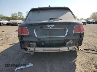 2017 Bentley Bentayga W12 z VIN SJAAC2ZV2HC013026, wystawiony jako Copart lot #72013144 z przebiegiem 43 428 mil mil oraz Szkoda całkowita • Salvage title. Historia ofert i sprzedaży dostępna na DreamBid. Obrazek 6.