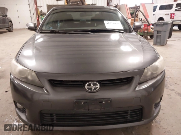2011 Scion tC z VIN JTKJF5C75B3011546, wystawiony jako IAAI lot #42314036 z przebiegiem 266 448 mil mil oraz . Historia ofert i sprzedaży dostępna na DreamBid. Obrazek 12.