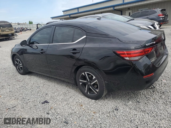 2024 Nissan Sentra SV z VIN 3N1AB8CV1RY373655, wystawiony jako Copart lot #54616025 z przebiegiem 10 696 mil mil oraz Szkoda całkowita • Salvage title. Historia ofert i sprzedaży dostępna na DreamBid. Obrazek 2.