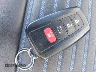 2021 Toyota RAV4 Hybrid XSE with VIN 4T3E6RFV1MU057532, listed as a IAAI auction lot 41713474 with 22,164 mi miles. Bid and sale history available at carsss.com. Image 11.