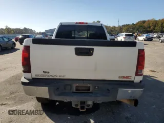 2011 GMC Sierra 2500HD SLT с VIN 1GT121C8XBF145553, выставлен на аукционе Copart как лот 77220804 с пробегом 414 257 миль миль и Списание • Salvage title. История ставок и продаж доступна на DreamBid. Изображение 6.