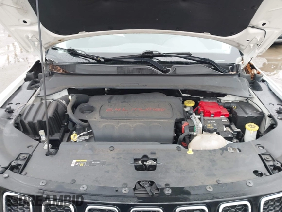 2020 Jeep Compass Limited with VIN 3C4NJDCB3LT120356, listed as a IAAI auction lot 41786779 with 32,396 mi miles and . Bid and sale history available at DreamBid. Image 10.
