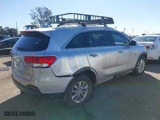 2017 Kia Sorento LX with VIN 5XYPGDA36HG235972, listed as a IAAI auction lot 41656427 with 129,623 mi miles. Bid and sale history available at carsss.com. Image 4.