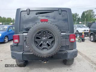 2018 Jeep Wrangler Unlimited Sport z VIN 1C4BJWDG4JL932122, wystawiony jako IAAI lot #42618973 z przebiegiem 66 494 mil mil oraz . Historia ofert i sprzedaży dostępna na DreamBid. Obrazek 17.