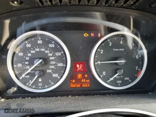 2011 BMW X6 35i with VIN 5UXFG2C57BLX09002, listed as a Copart auction lot 41760155 with 90,169 mi miles and Salvage Title. Bid and sale history available at carsss.com. Image 9.