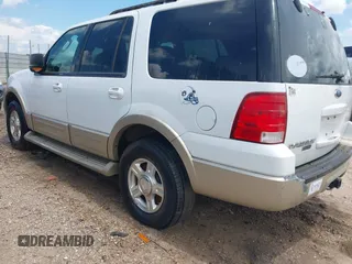 2006 Ford Expedition Eddie Bauer with VIN 1FMPU17516LA38124, listed as a IAAI auction lot 42860673 with 125,204 mi miles and . Bid and sale history available at DreamBid. Image 3.