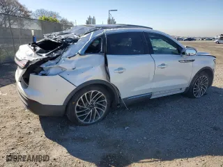2019 Lincoln Nautilus Reserve with VIN 2LMPJ8L90KBL50590, listed as a Copart auction lot 49996625 with 65,164 mi miles and Salvage Title. Bid and sale history available at carsss.com. Image 3.