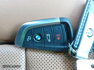 2022 BMW X4 xDrive30i with VIN 5UX33DT01N9K26959, listed as a IAAI auction lot 41835053 with 39,685 mi miles. Bid and sale history available at carsss.com. Image 11.