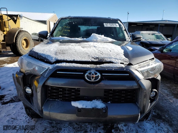 2023 Toyota 4Runner SR5 Premium with VIN JTENU5JR0P6185450, listed as a Copart auction lot 87752815 with 32,941 mi miles and Salvage Title. Bid and sale history available at carsss.com. Image 5.