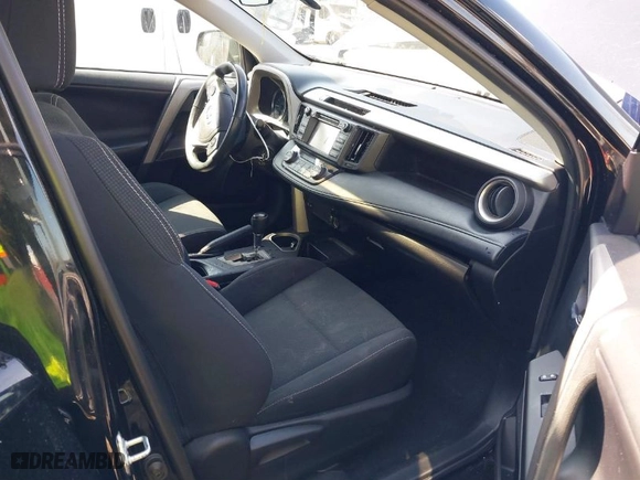 2018 Toyota RAV4 XLE with VIN 2T3WFREV6JW477658, listed as a IAAI auction lot 41706807 with 146,829 mi miles. Bid and sale history available at carsss.com. Image 5.